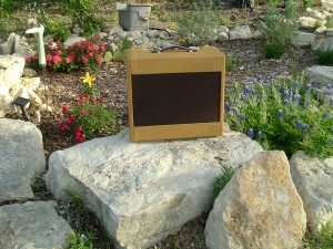 Reproduction Fender Wide Panel Deluxe Reproduction of a 1953 Fender Wide Panel Deluxe Cabinet