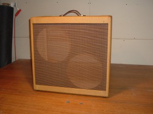 Custom 2*12 Cabinet for a Fender Tweed Bassman